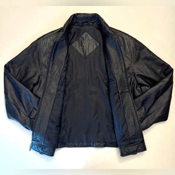 Roundtree & Yorke Men's Genuine Lamb Skin Lined Black Bomber Jacket Size- Medium - Picture 6 of 9